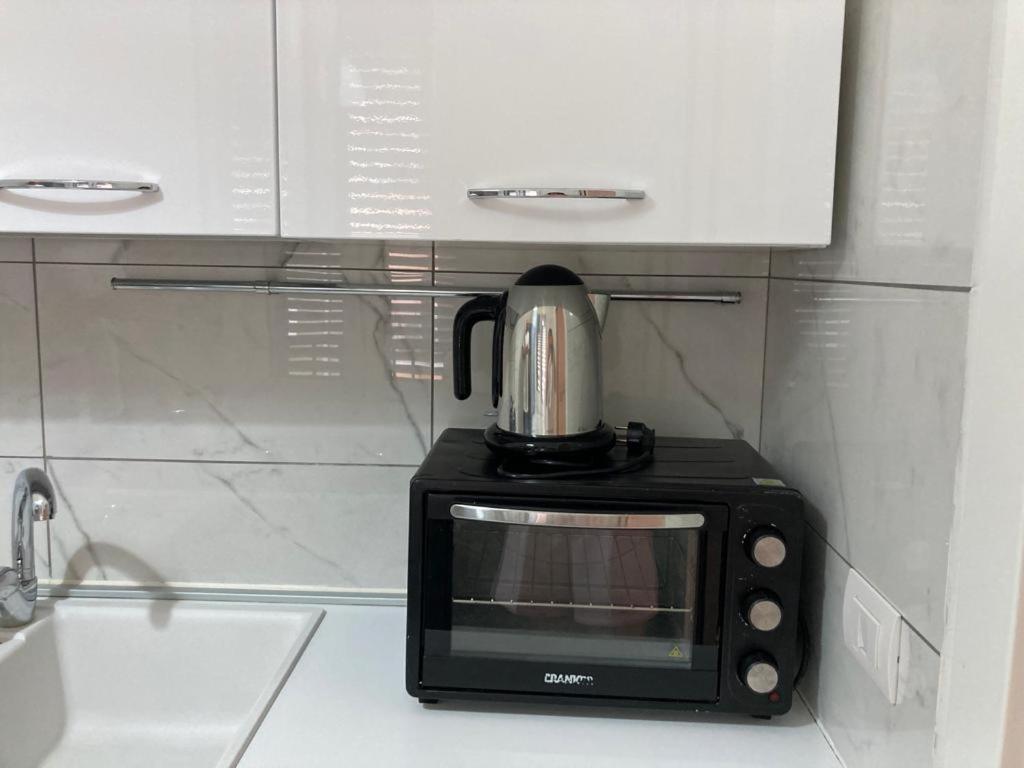 Appartamento Amedeo House Bari Esterno foto